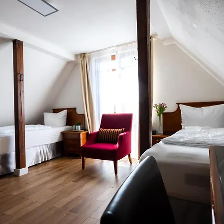 Cityhotel Feuerbach 3*