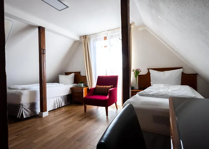 Cityhotel Feuerbach 3*