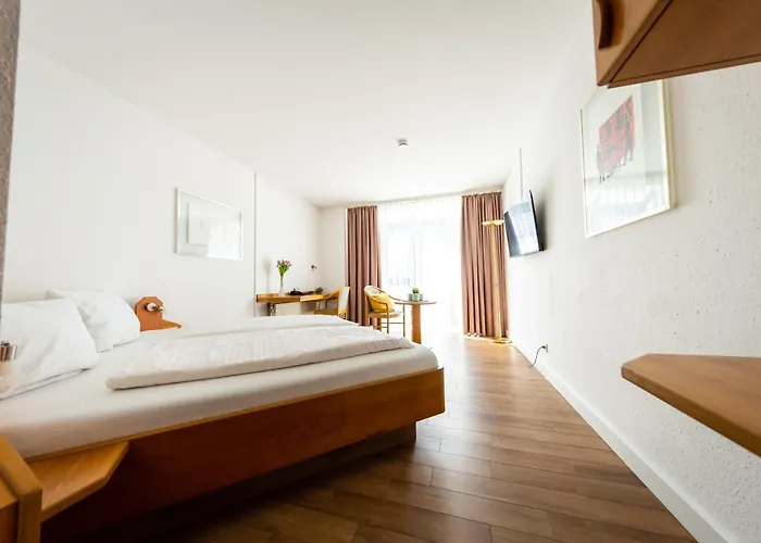 Cityhotel Feuerbach 3*