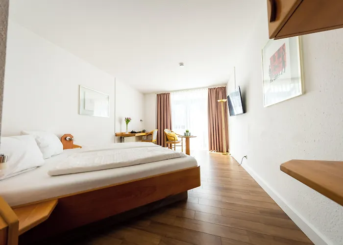 Cityhotel Feuerbach 3*